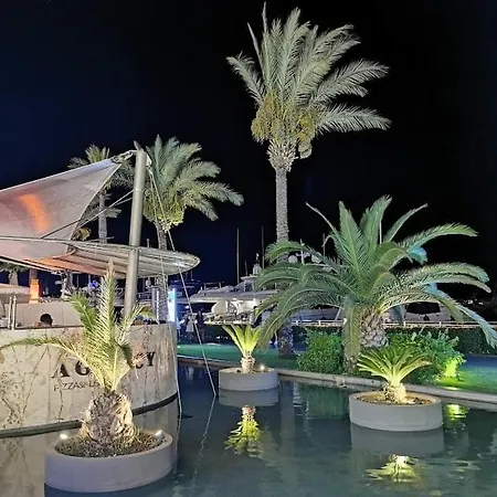 Duplex With Spectacular Sea View In Yalikavak Вилла *